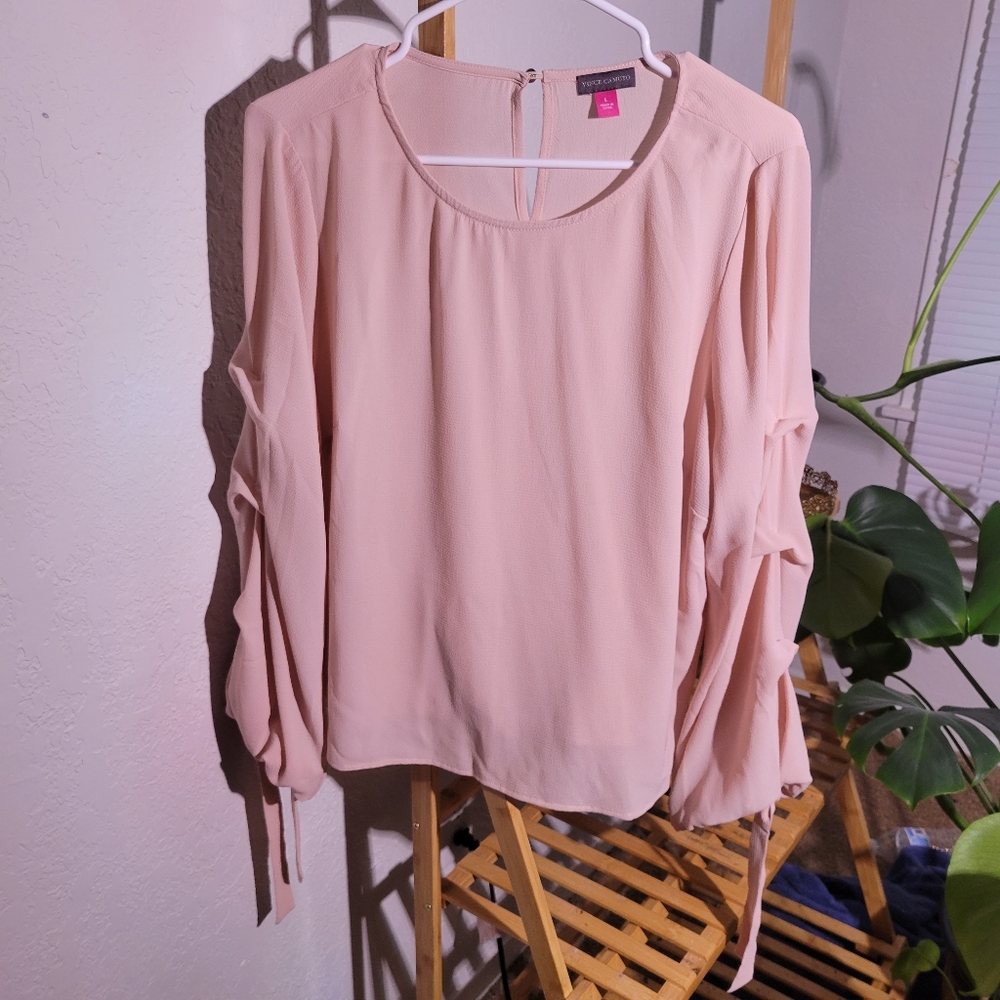Vince Camuto baby pink top Size L